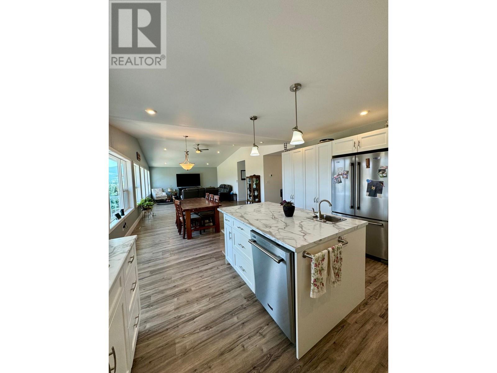 1618 Fir Rd, Merritt, British Columbia  V1K 1A0 - Photo 13 - 180191