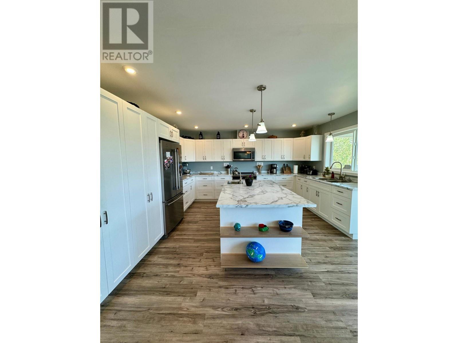 1618 Fir Rd, Merritt, British Columbia  V1K 1A0 - Photo 8 - 180191