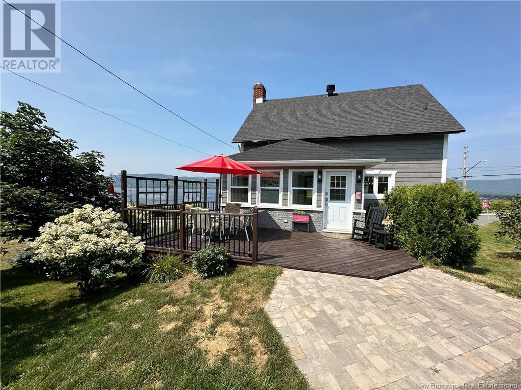 Property at 268 Roseberry Street image 4