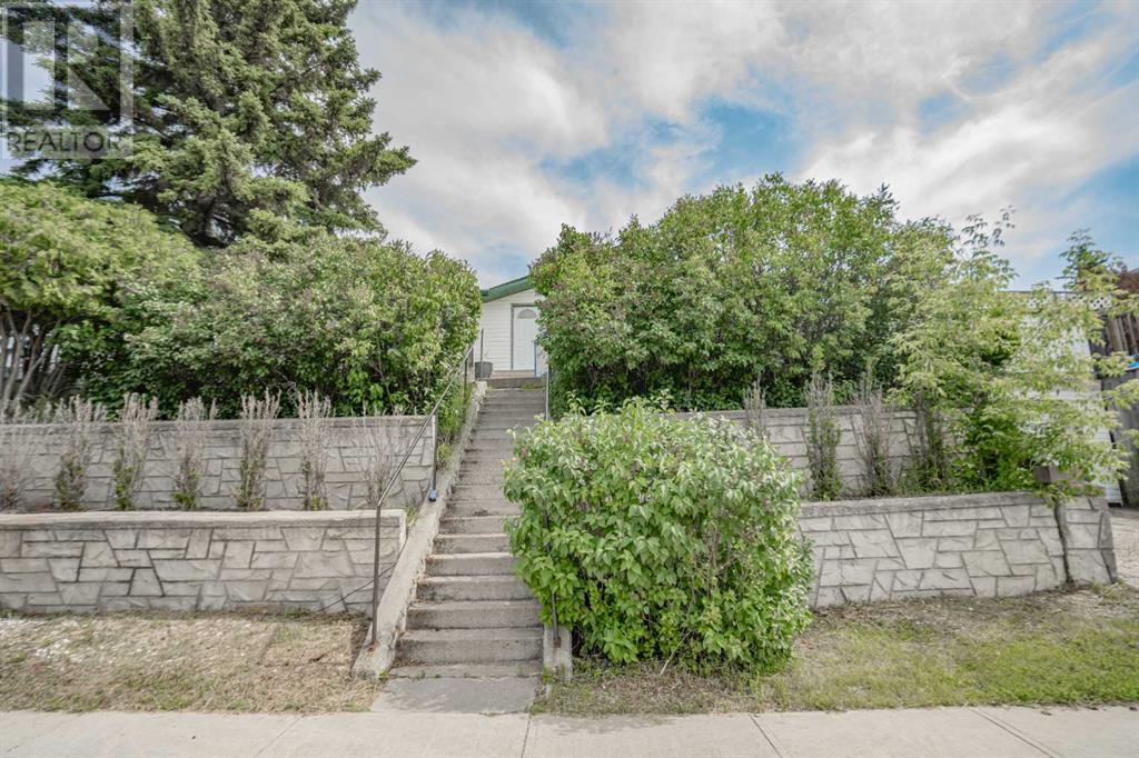 Property at 11405 103St W image 2