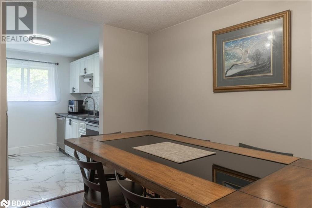 37 Loggers Run, Barrie, Ontario L4N 6W3 - Photo 4 - 40629344