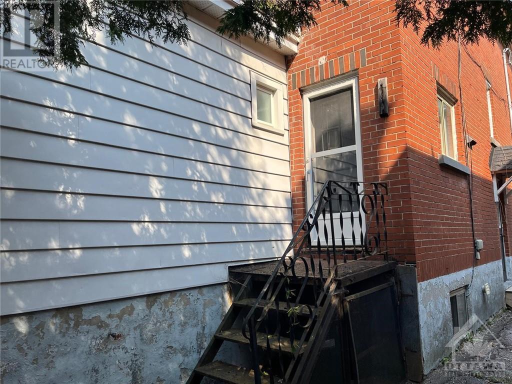 102 Putman Avenue, Ottawa, Ontario  K1M 1Z6 - Photo 9 - 1405405