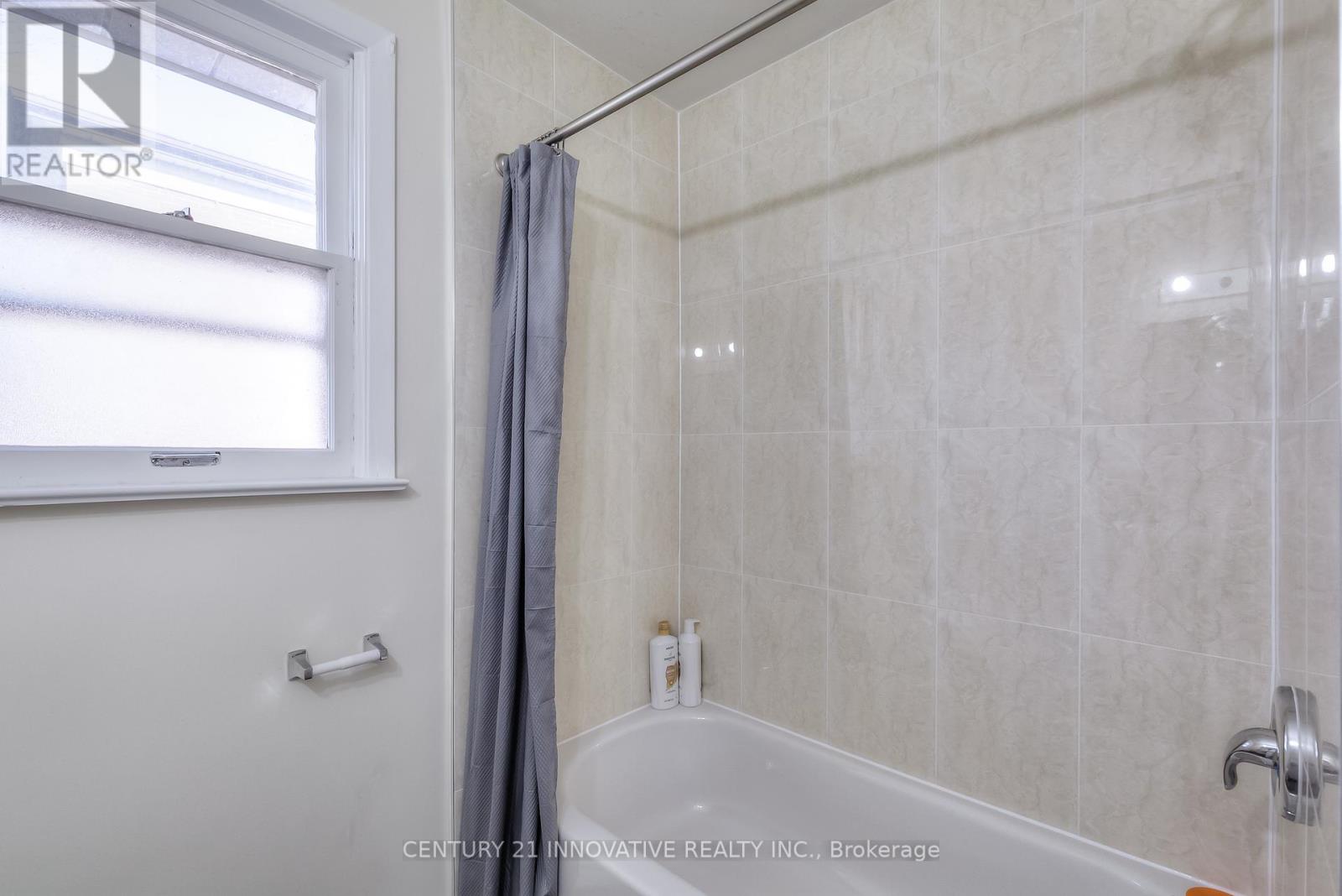 Main - 106 Gradwell Drive, Toronto (Cliffcrest), Ontario  M1M 2N2 - Photo 11 - E9239449