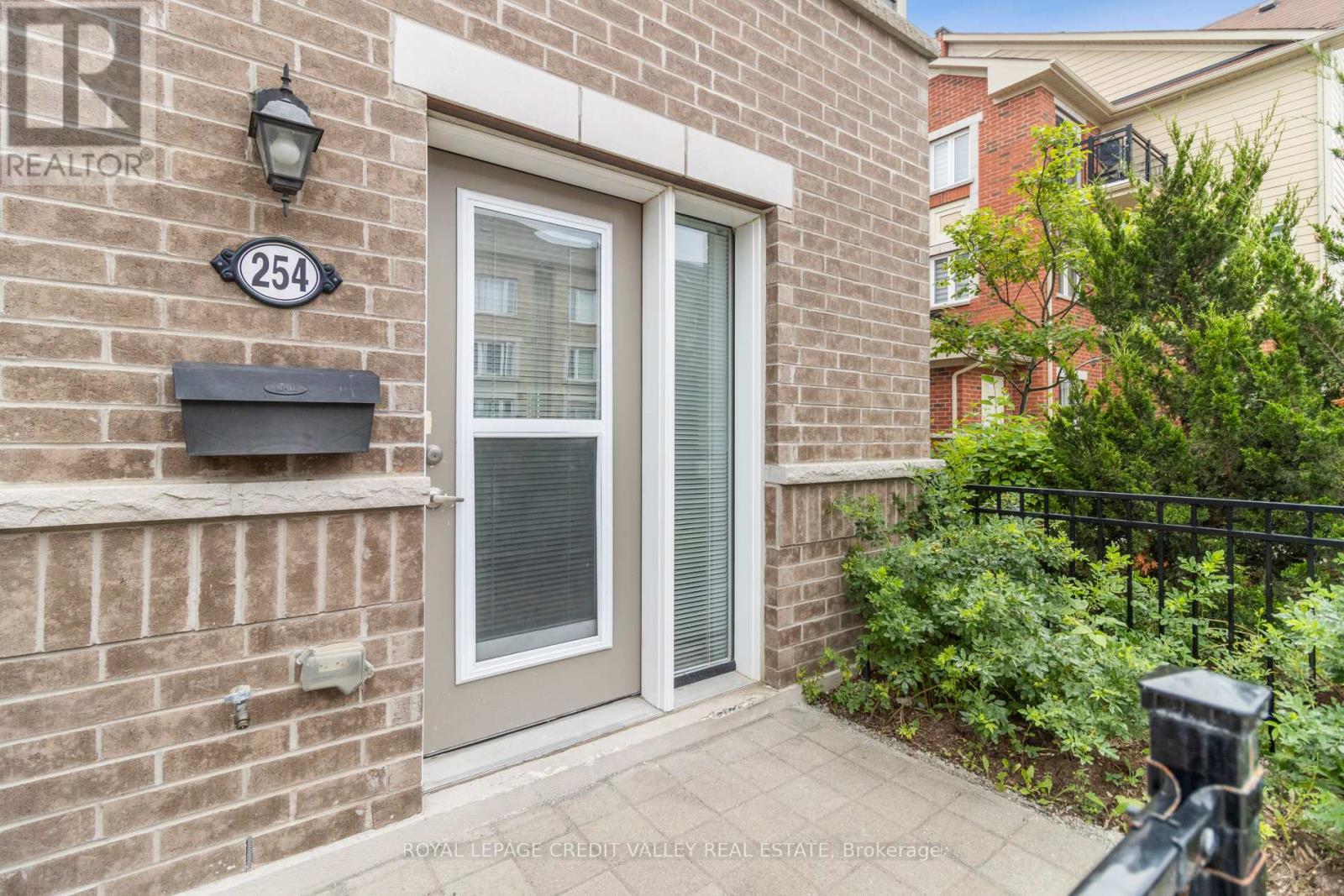 254 - 250 Sunny Meadow Boulevard, Brampton, Ontario  L6R 3Y6 - Photo 6 - W9239459