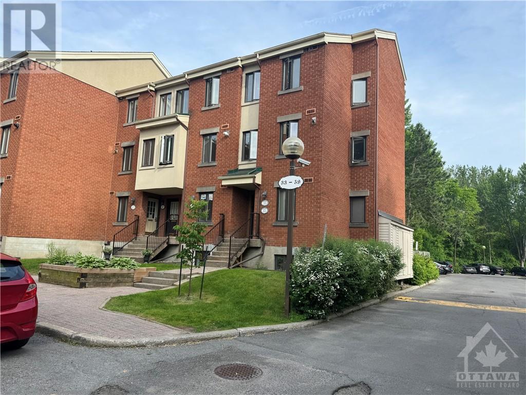 33 CRISPIN PRIVATE Ottawa