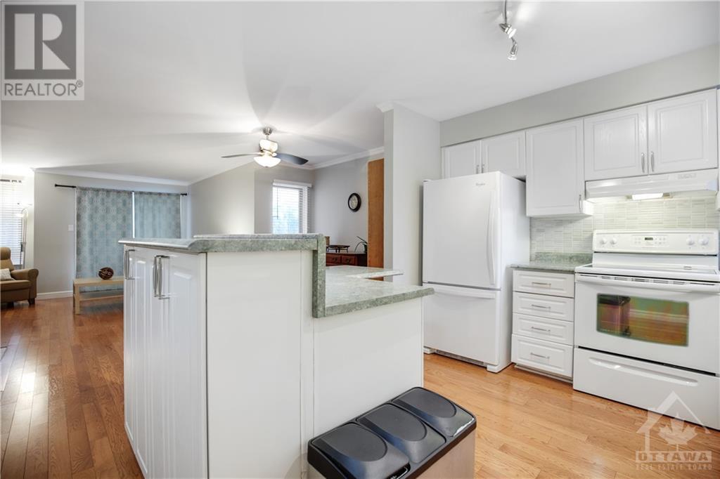 33 Crispin Private, Ottawa, Ontario  K1K 2T7 - Photo 6 - 1405682