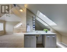 89 STIRLING Avenue N