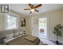 89 STIRLING Avenue N