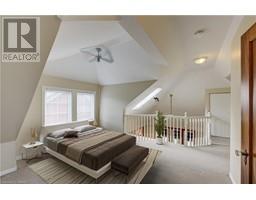 89 STIRLING Avenue N