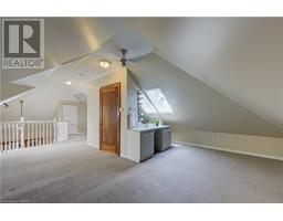 89 STIRLING Avenue N