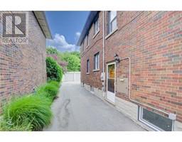 89 STIRLING Avenue N