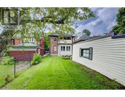 89 STIRLING Avenue N