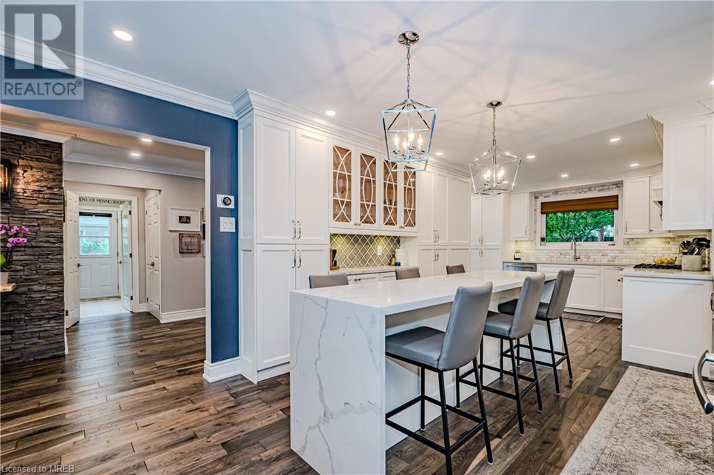 Image of property at 140 LAURIER Avenue