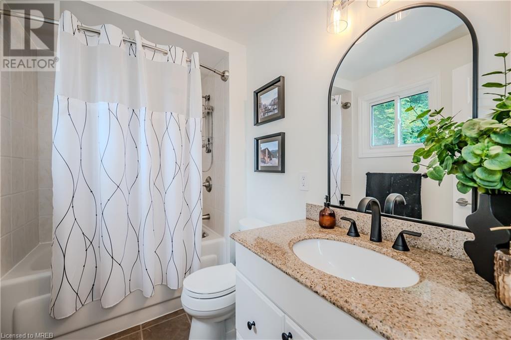 Image of property at 140 LAURIER Avenue