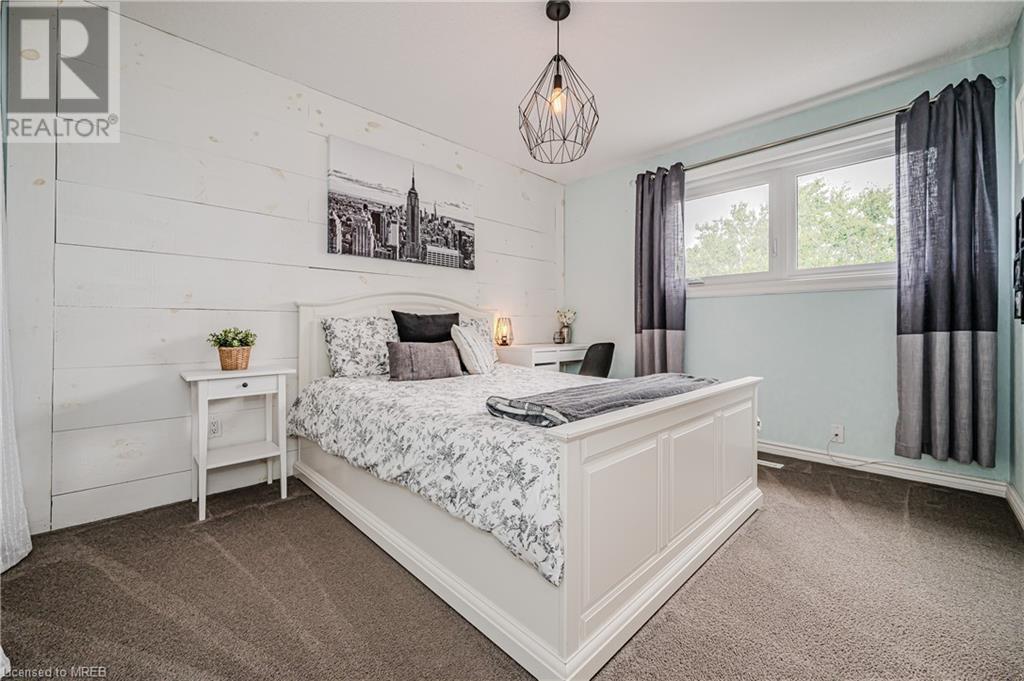 Image of property at 140 LAURIER Avenue