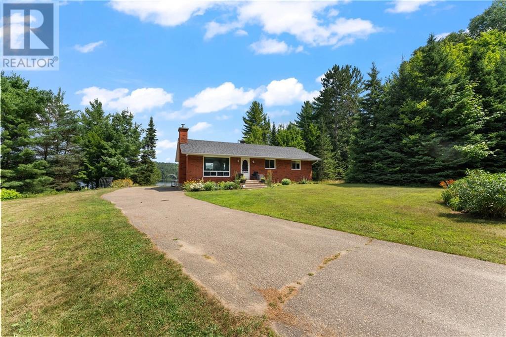 260 Matcheski Road, Barry's Bay, Ontario  K0J 1B0 - Photo 28 - 1404909