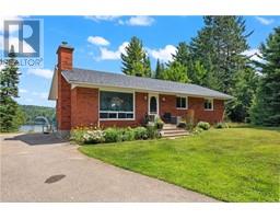 260 Matcheski Road Lepine Lake, Barry'S Bay, Ca