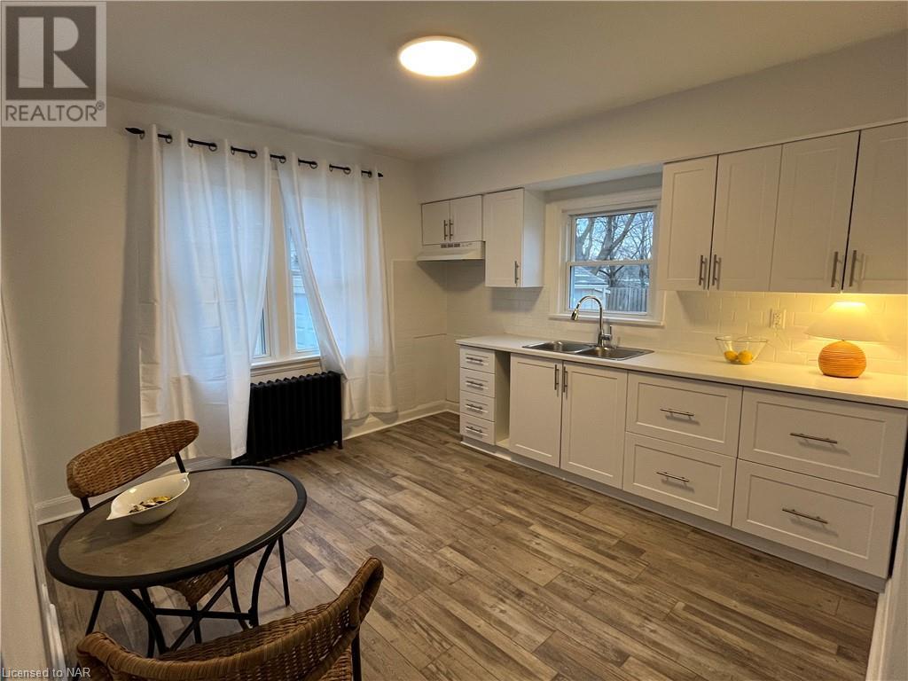 267 Niagara Street, St. Catharines, Ontario  L2M 5N2 - Photo 9 - 40628111