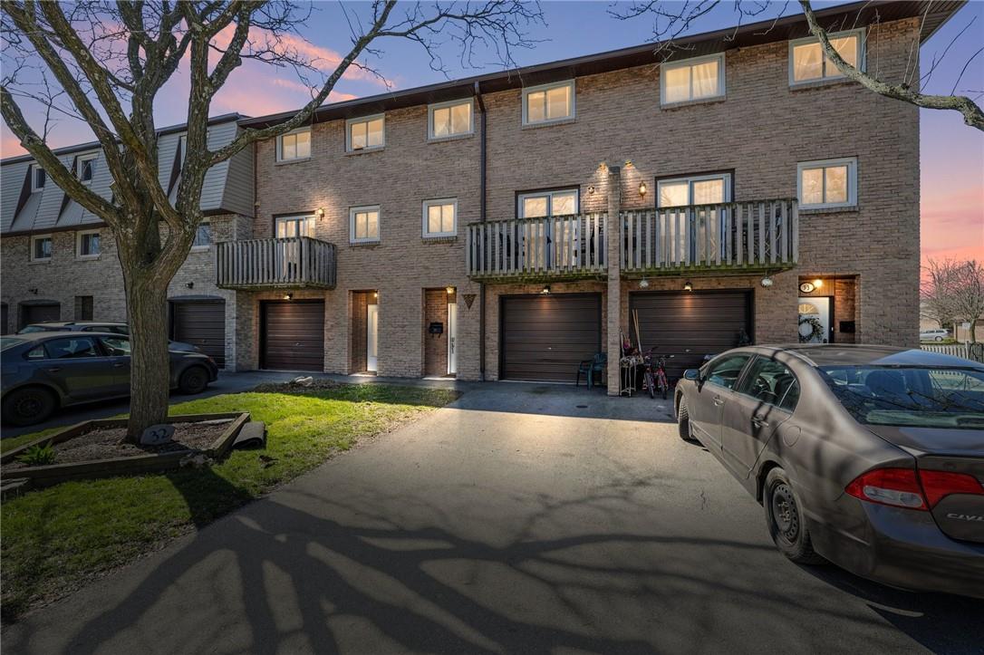 985 Limeridge Road E, Unit #32, Hamilton, Ontario L8W 1X9 - Photo 1 - H4202073