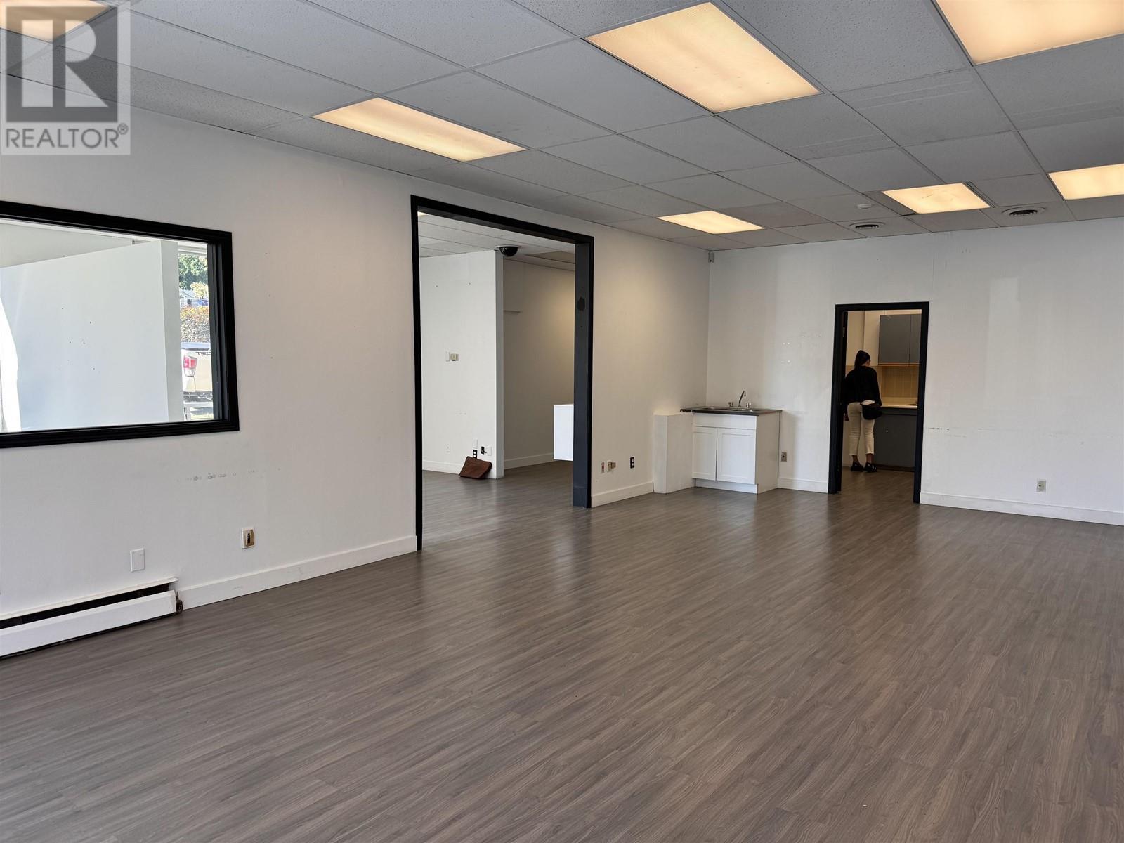251-255 Sixth Street, New Westminster, British Columbia  V3L 3A5 - Photo 4 - C8061912