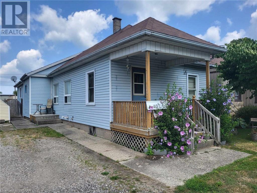 10 Frances Street, Tillsonburg, Ontario N4G 1E9 - Photo 2 - 40626326