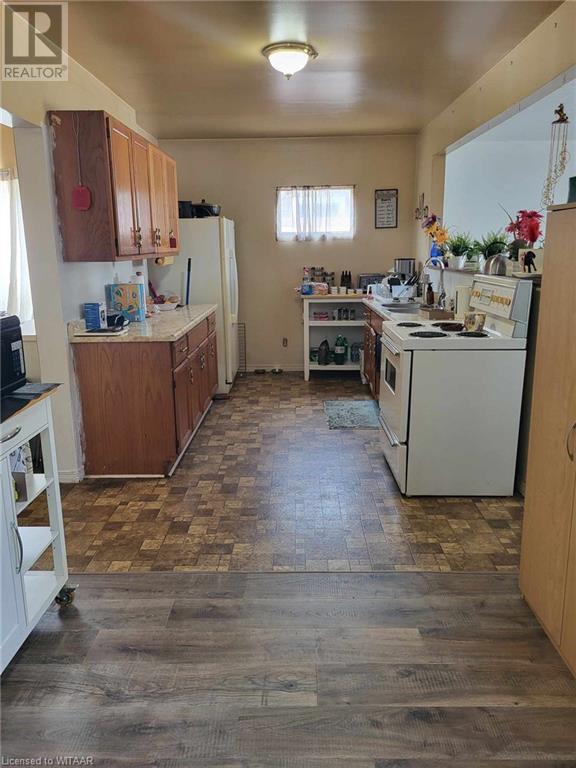 10 Frances Street, Tillsonburg, Ontario N4G 1E9 - Photo 8 - 40626326