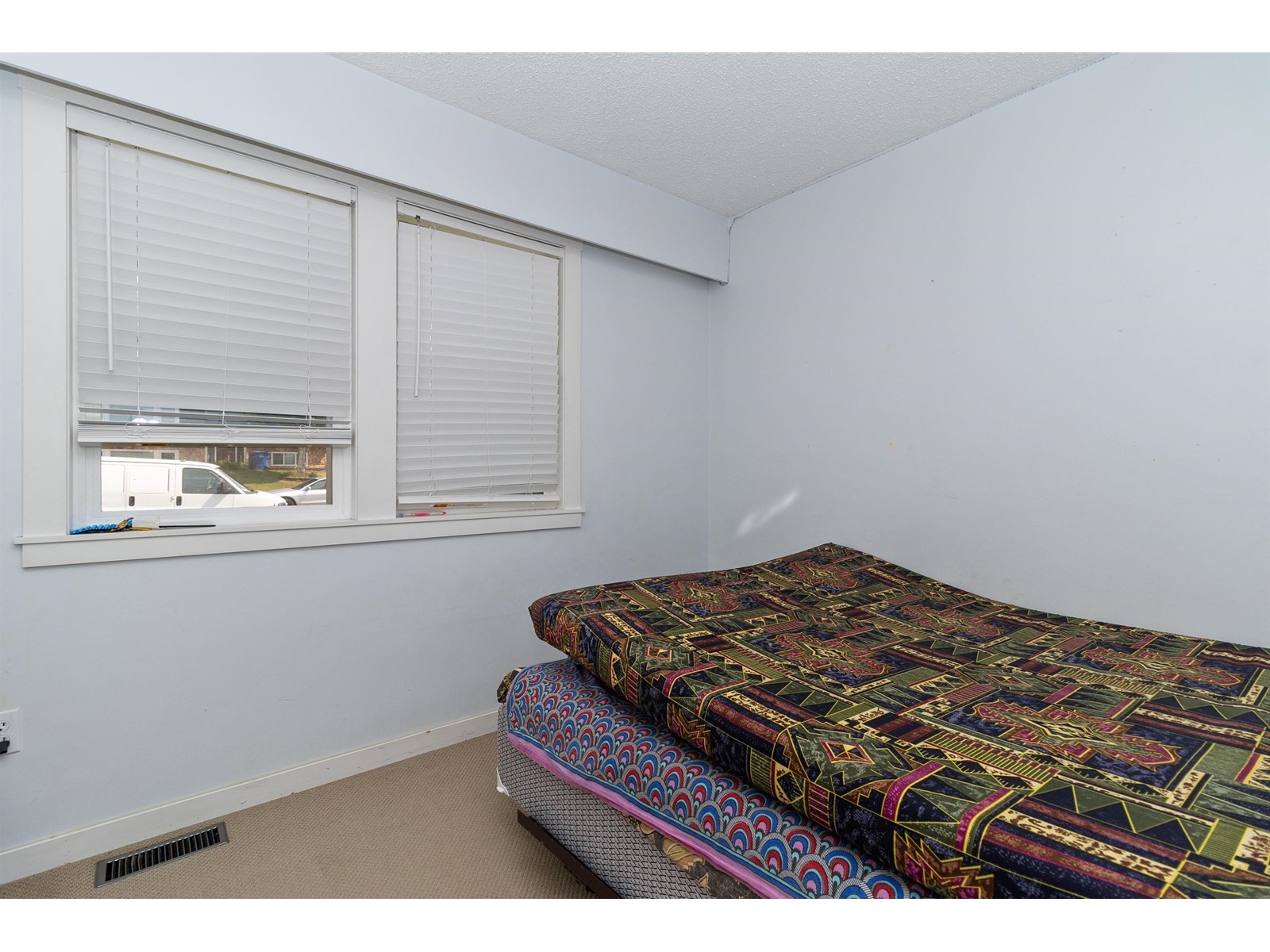 2277 Rainier Street, Abbotsford, British Columbia  V2T 3E6 - Photo 11 - R2911472