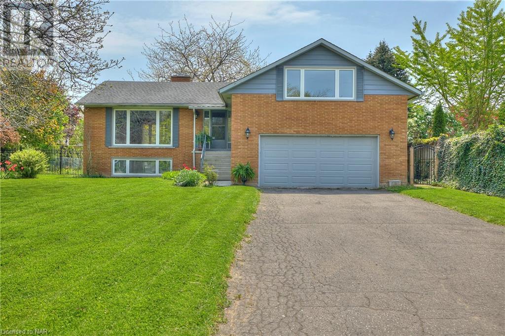 1 Tottenham Court Court, Niagara-On-The-Lake, Ontario  L0S 1J0 - Photo 1 - 40629452