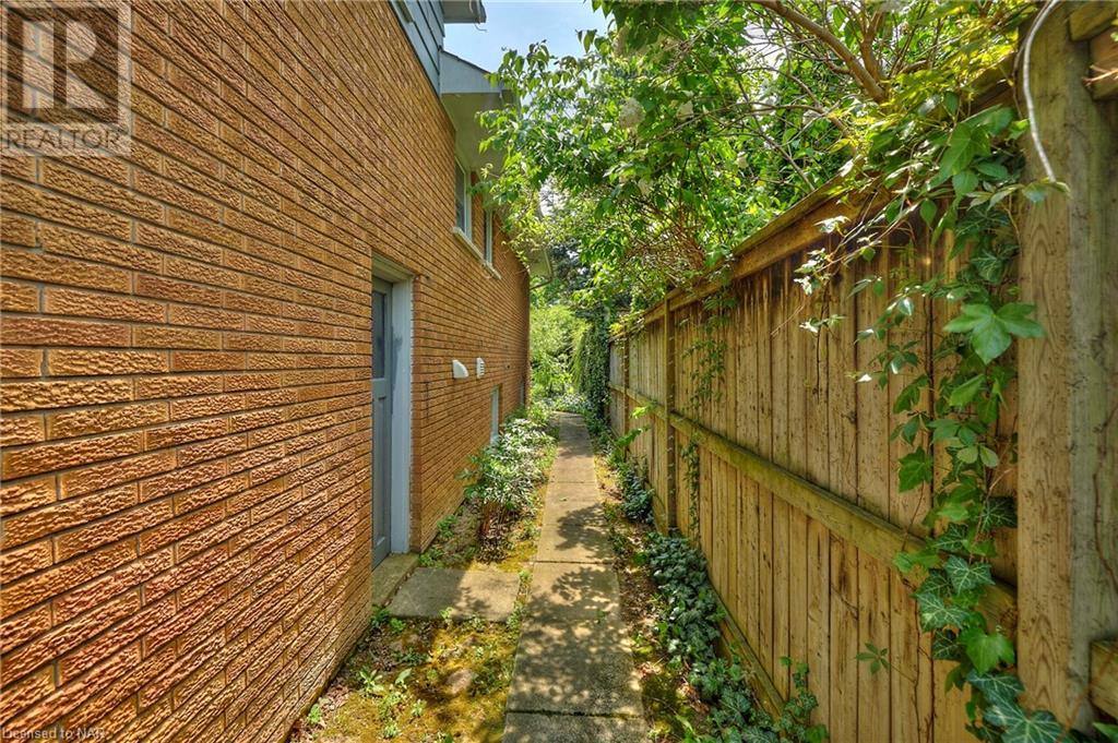 1 Tottenham Court Court, Niagara-On-The-Lake, Ontario  L0S 1J0 - Photo 37 - 40629452