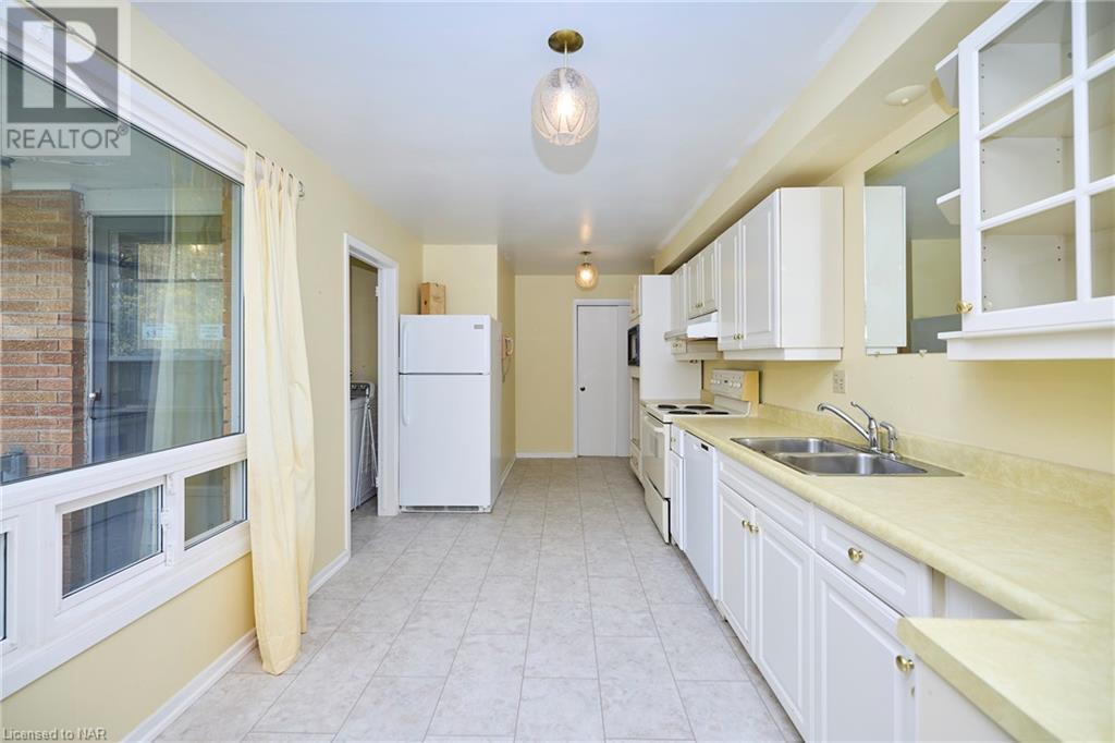 1 Tottenham Court Court, Niagara-On-The-Lake, Ontario  L0S 1J0 - Photo 7 - 40629452