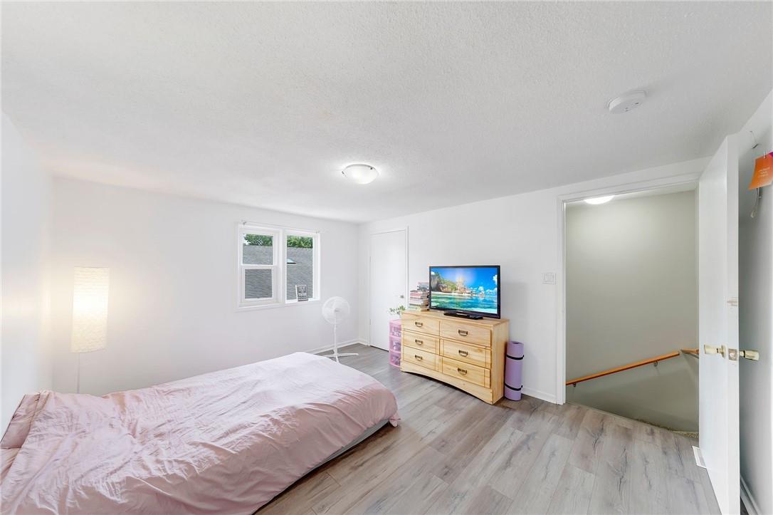 227 Fairway Road N, Kitchener, Ontario  N2A 2N7 - Photo 10 - H4202079