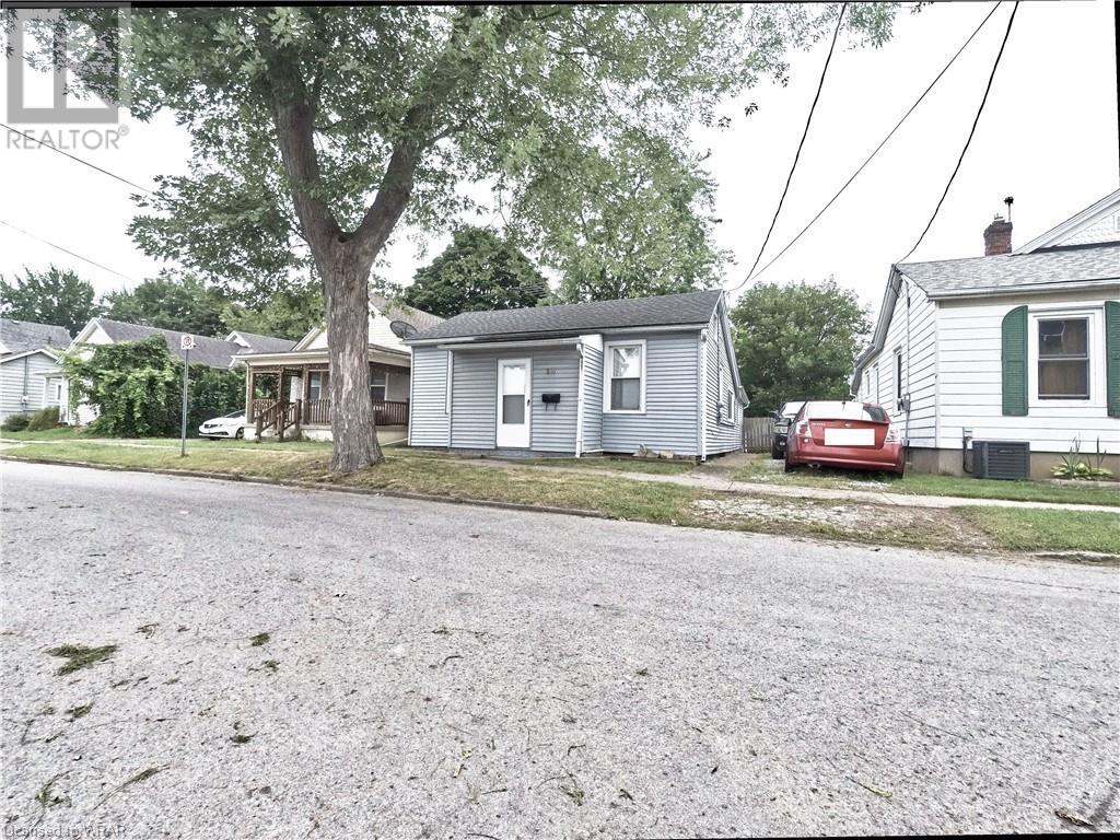 13 Greenlaw Place, St. Catharines, Ontario  L2R 4S5 - Photo 2 - 40629475