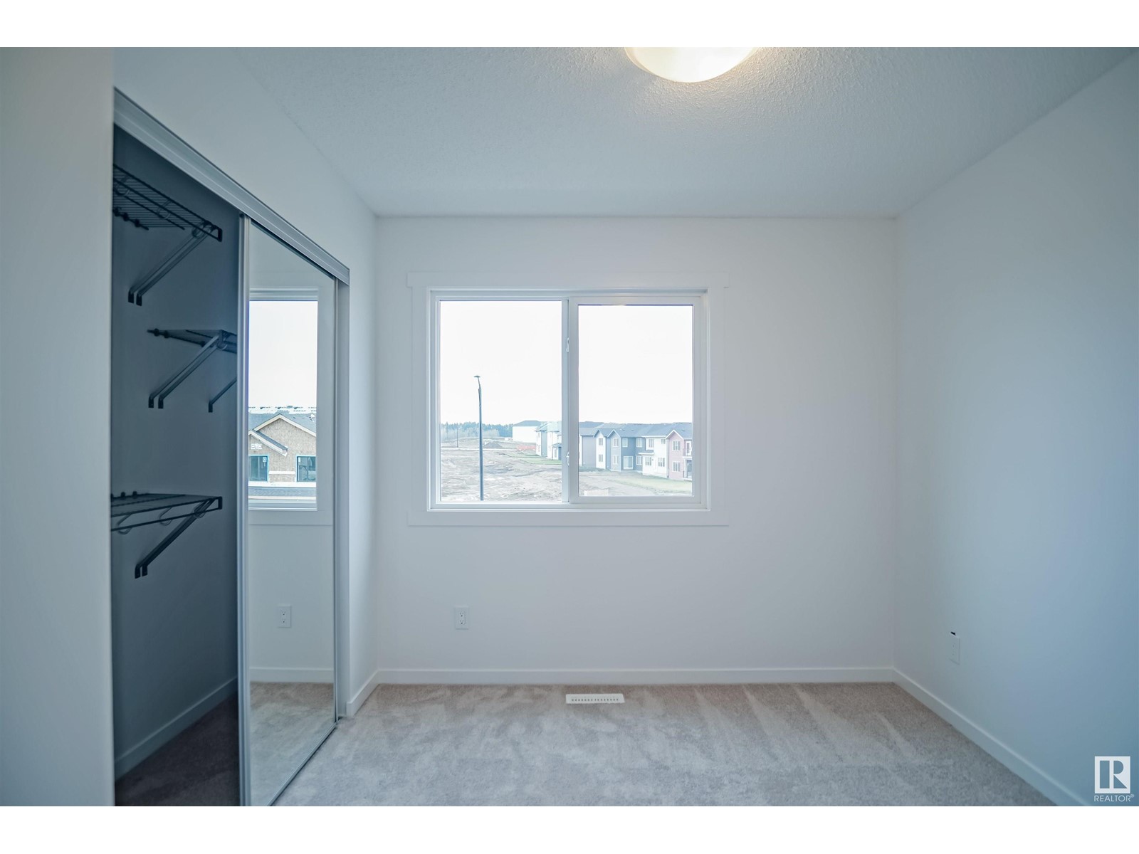 7028 Rosenthal Dr Nw, Edmonton, Alberta  T5T 7N9 - Photo 18 - E4400604