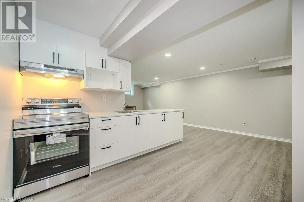 5 Camm Crescent Unit# Lower, Guelph, Ontario  N1L 1J9 - Photo 4 - 40629509
