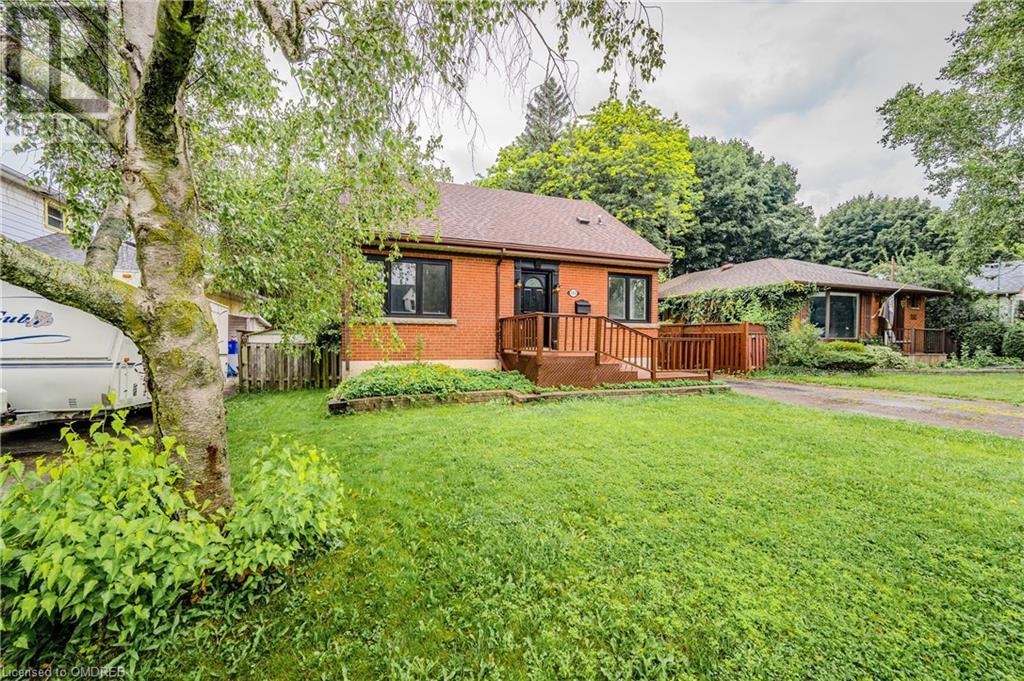 152 West 19th Street, Hamilton, Ontario  L9C 4H8 - Photo 5 - 40629511