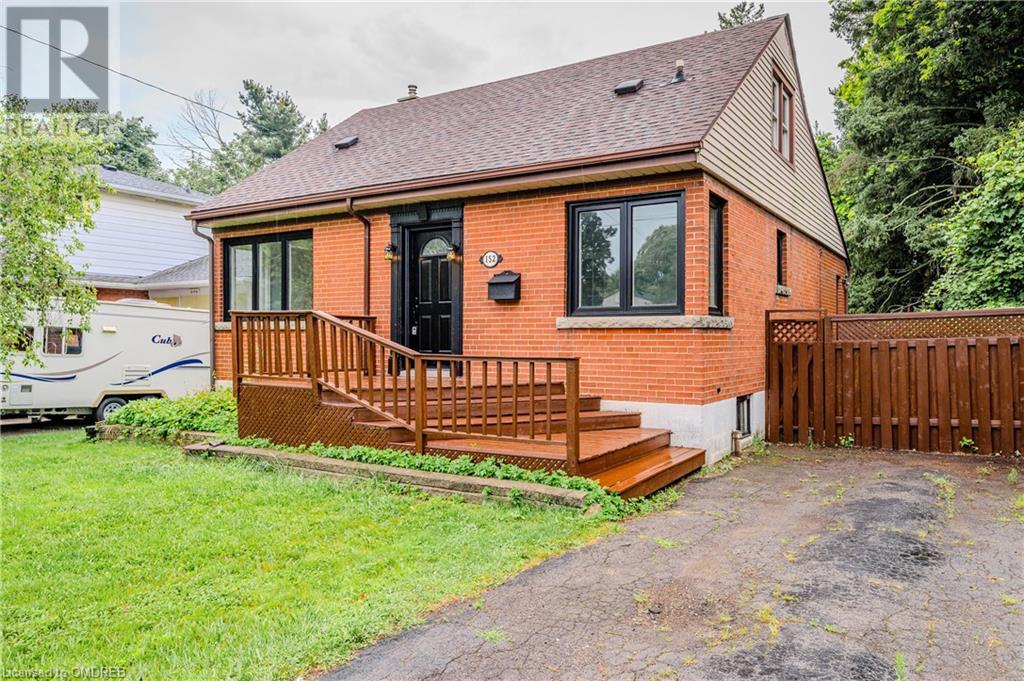 152 West 19th Street, Hamilton, Ontario  L9C 4H8 - Photo 1 - 40629511