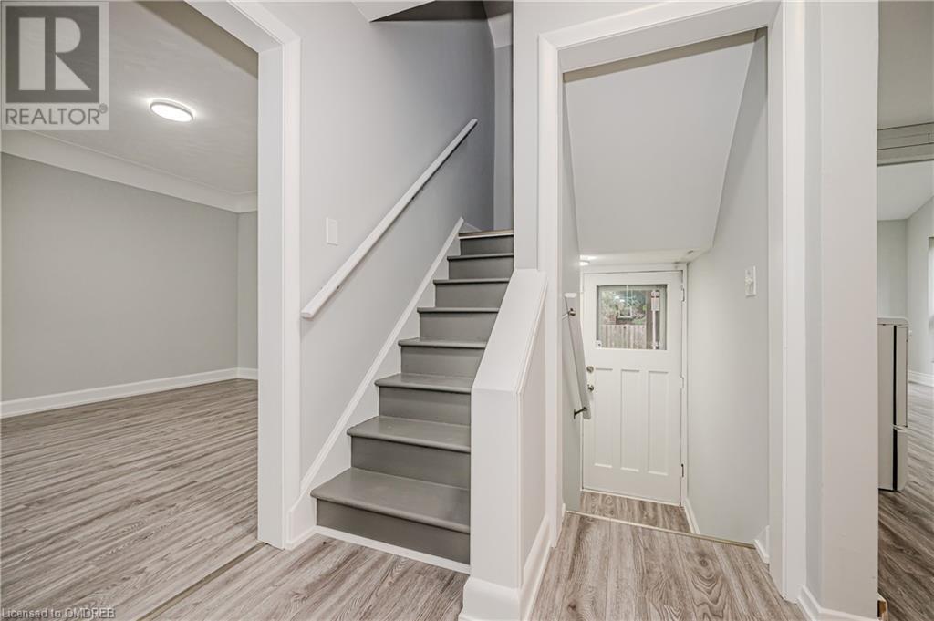 152 West 19th Street, Hamilton, Ontario  L9C 4H8 - Photo 21 - 40629511