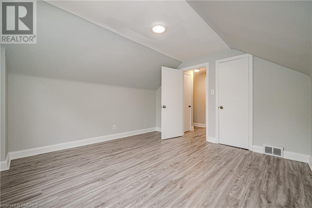 152 West 19th Street, Hamilton, Ontario  L9C 4H8 - Photo 25 - 40629511