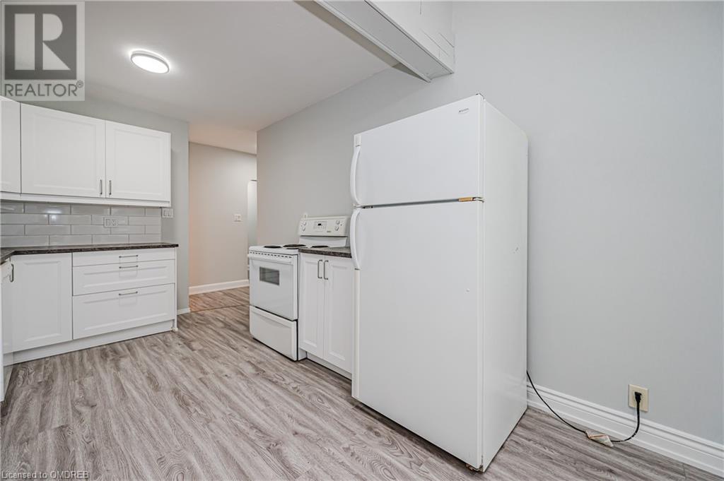 152 West 19th Street, Hamilton, Ontario  L9C 4H8 - Photo 14 - 40629511