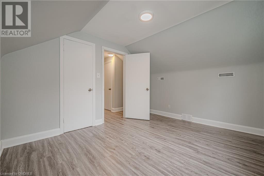 152 West 19th Street, Hamilton, Ontario  L9C 4H8 - Photo 23 - 40629511