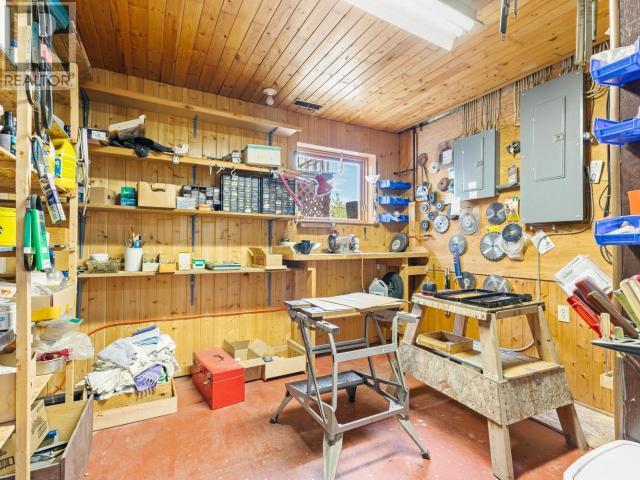 115 Mackintosh Street, Haines Junction, Yukon  Y0B 1L0 - Photo 33 - 15837