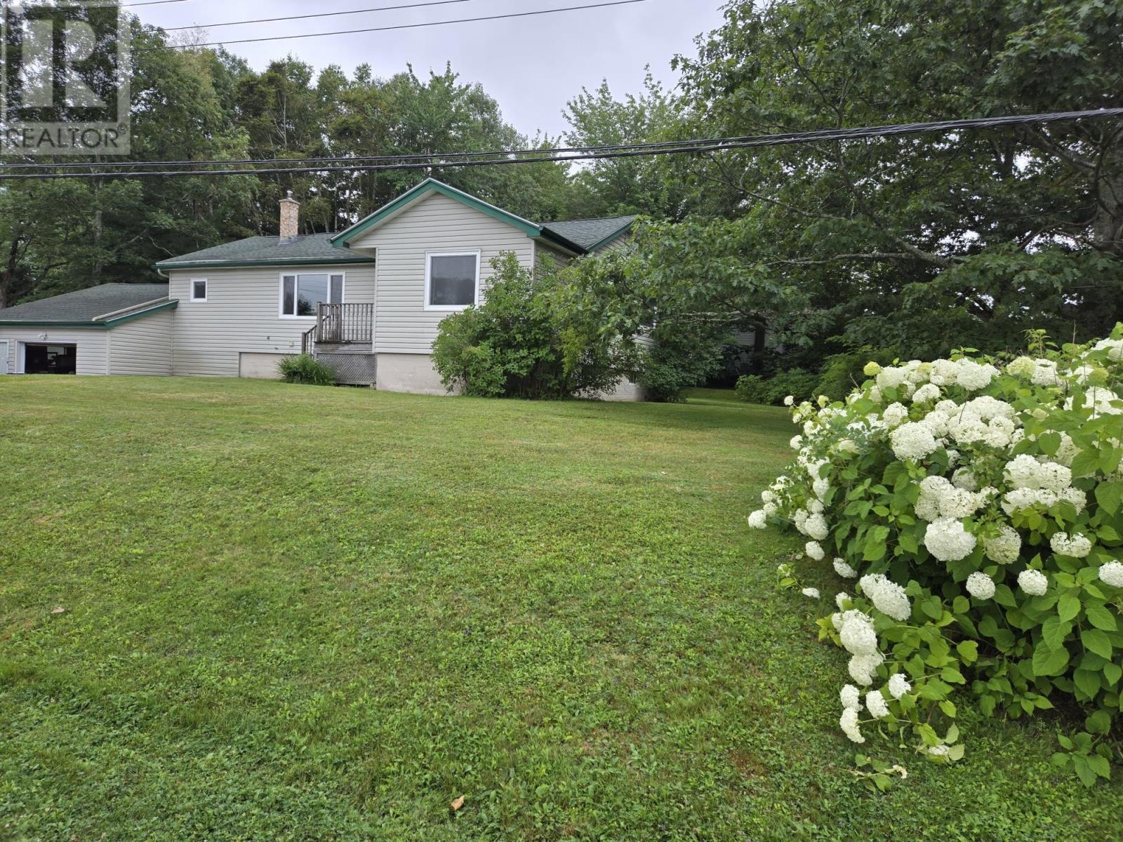 10 Birchgrove Drive, Lower Sackville, Nova Scotia  B4C 4E7 - Photo 2 - 202418727