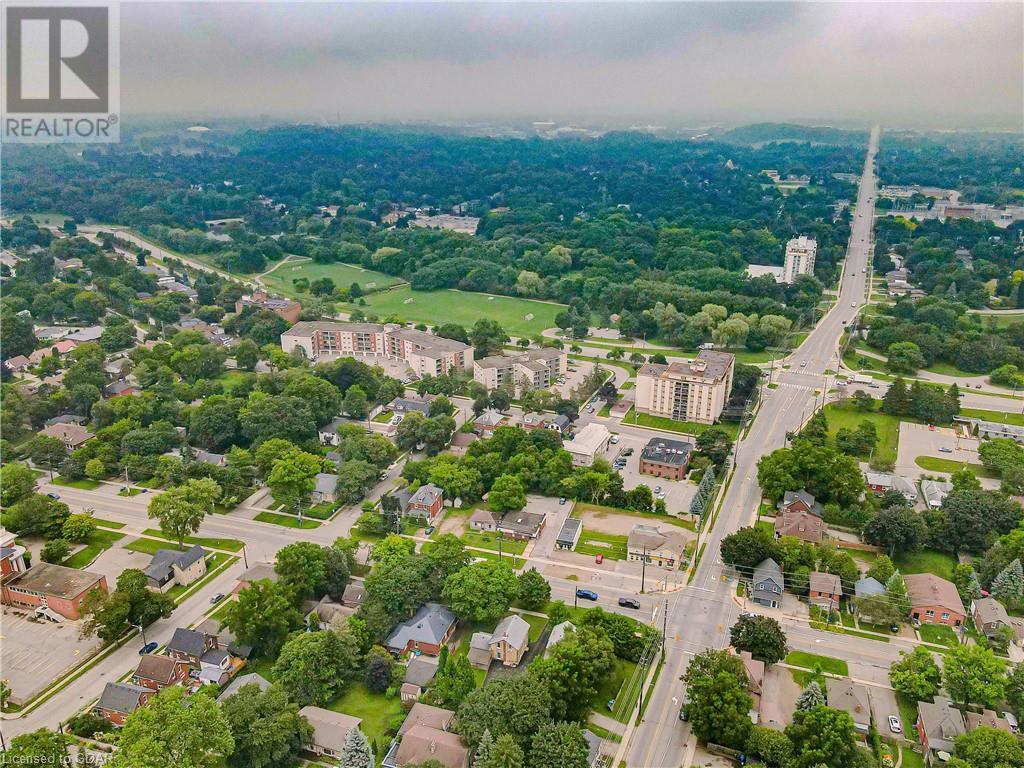 Image of property at 185 WATERLOO Avenue