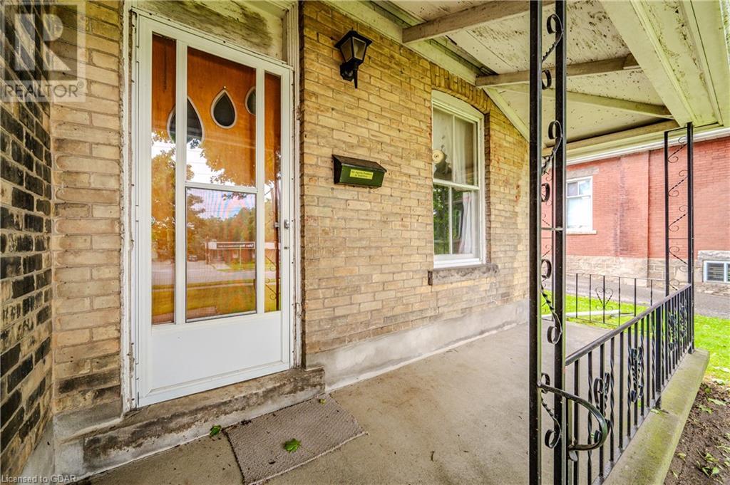 Image of property at 185 WATERLOO Avenue