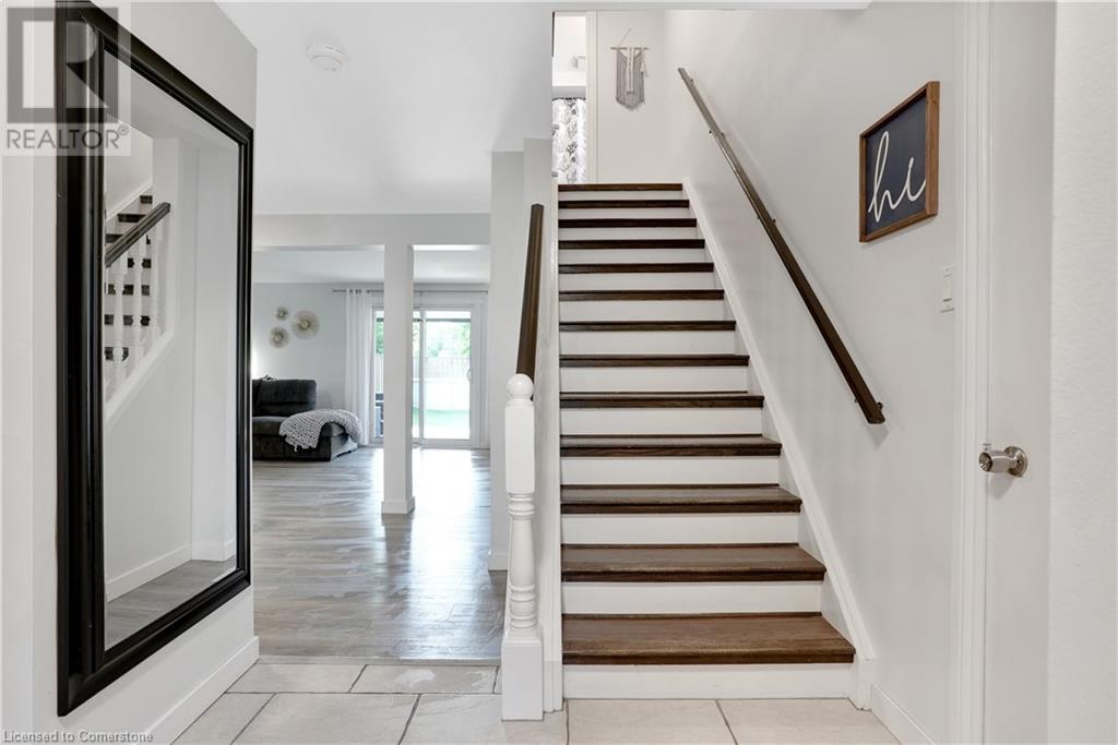 Image of property at 323 SEKURA Street