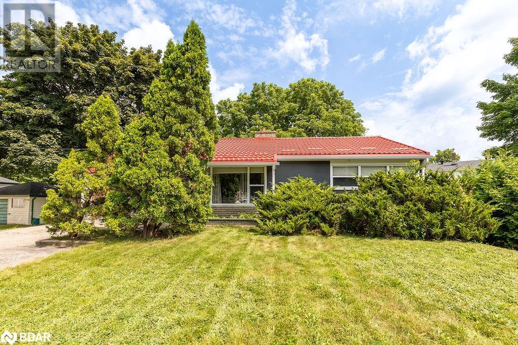 325 Innisfil Street, Barrie, Ontario  L4N 3G4 - Photo 17 - 40629222