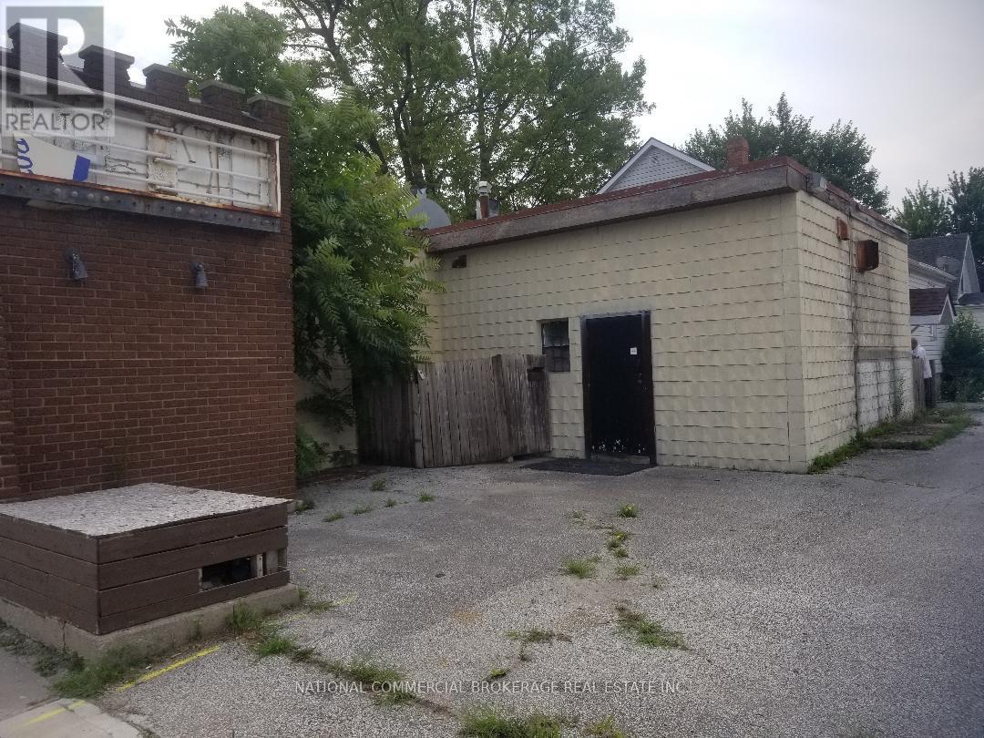 Property at 50 FORHAN STREET image 3
