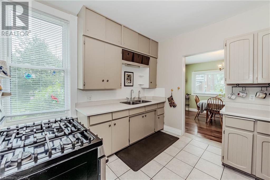 Image of property at 25 MEADOWVIEW Avenue