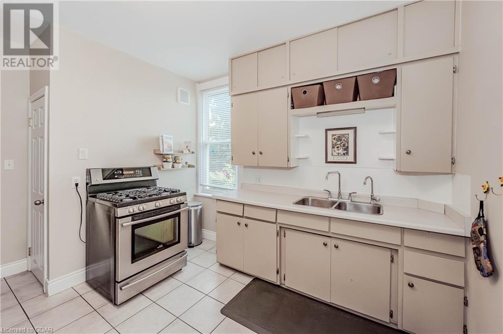 Image of property at 25 MEADOWVIEW Avenue