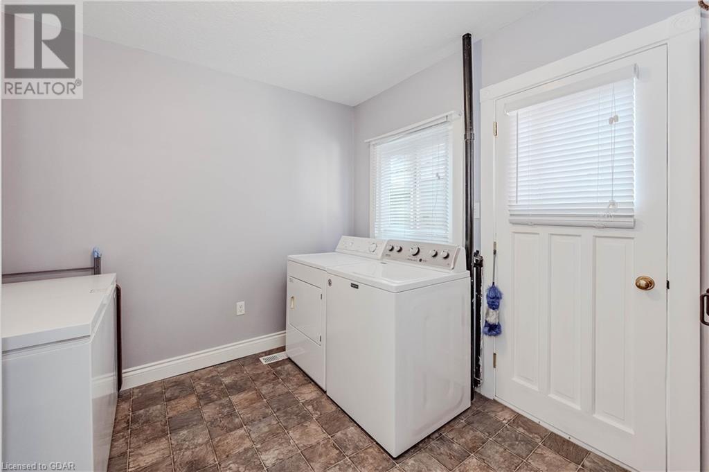 Image of property at 25 MEADOWVIEW Avenue